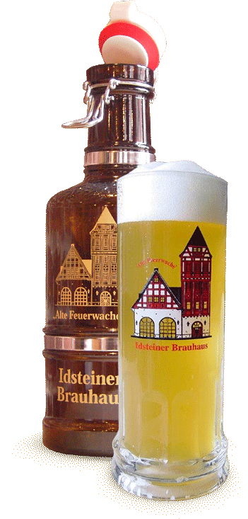 Bierkrug und Hopfenkanne